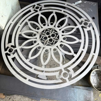 Gia Công Cắt CNC Laser 