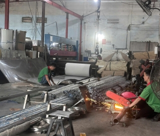 Quy Trình Sản Xuất Của Nhân Viên Lao Động Phổ Thông Tại Công Ty TNHH TM SX DV Toàn Khang (Inox Toàn Khang)